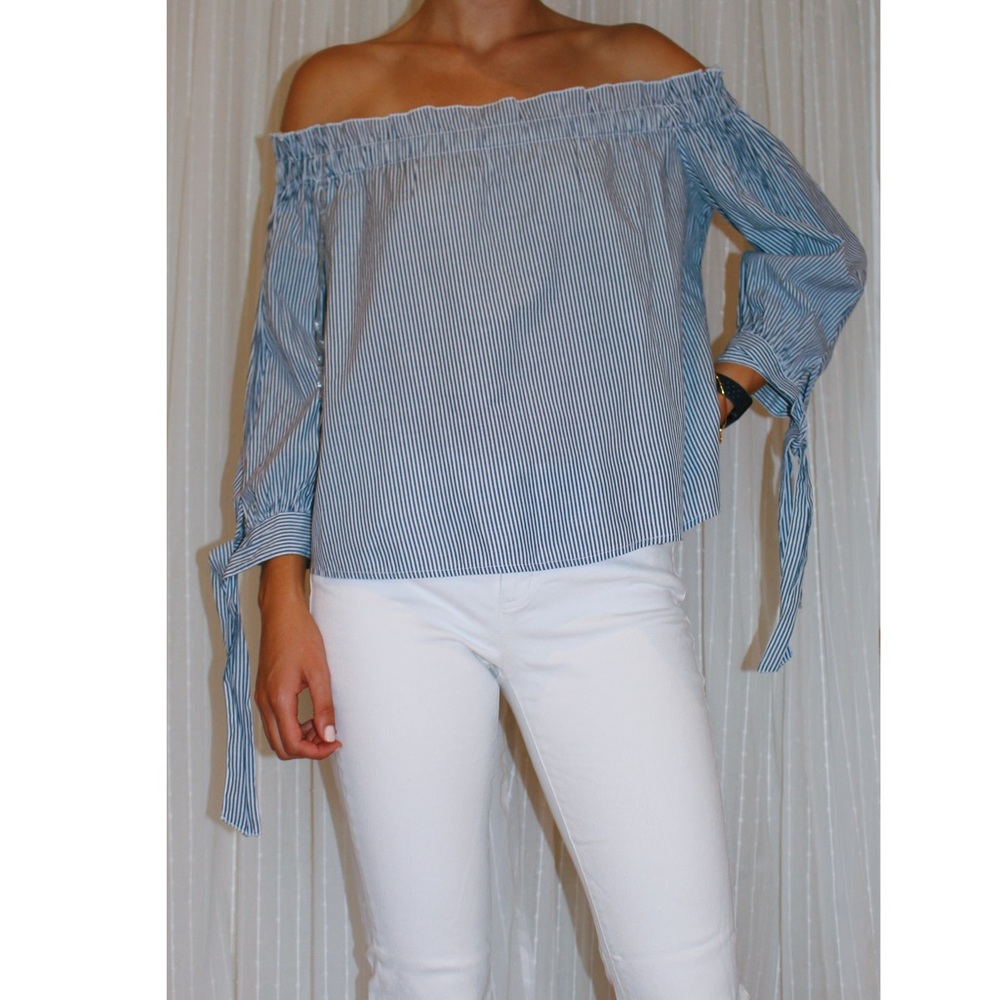 American Eagle striped of the shoulder top